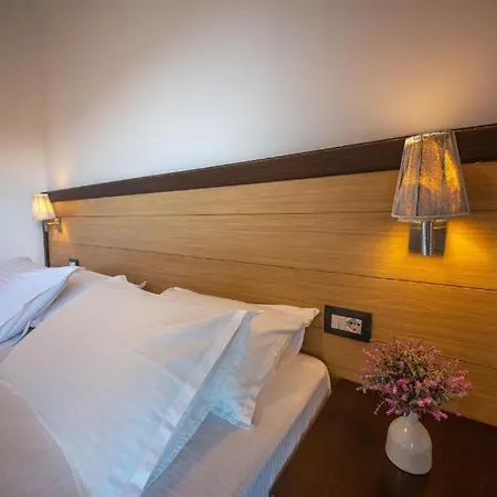 Alojamento de Acomodação e Pequeno-almoço Inada Ksamil