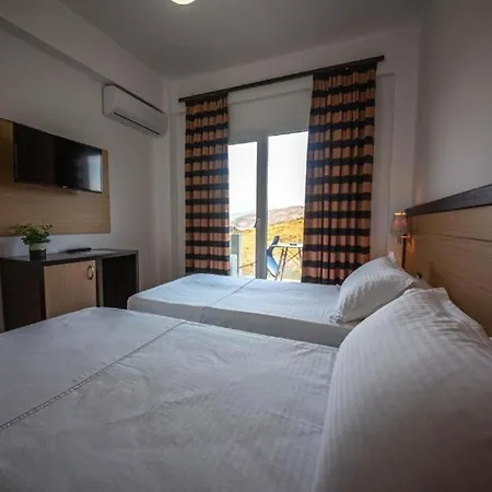 Bed & Breakfast Inada *